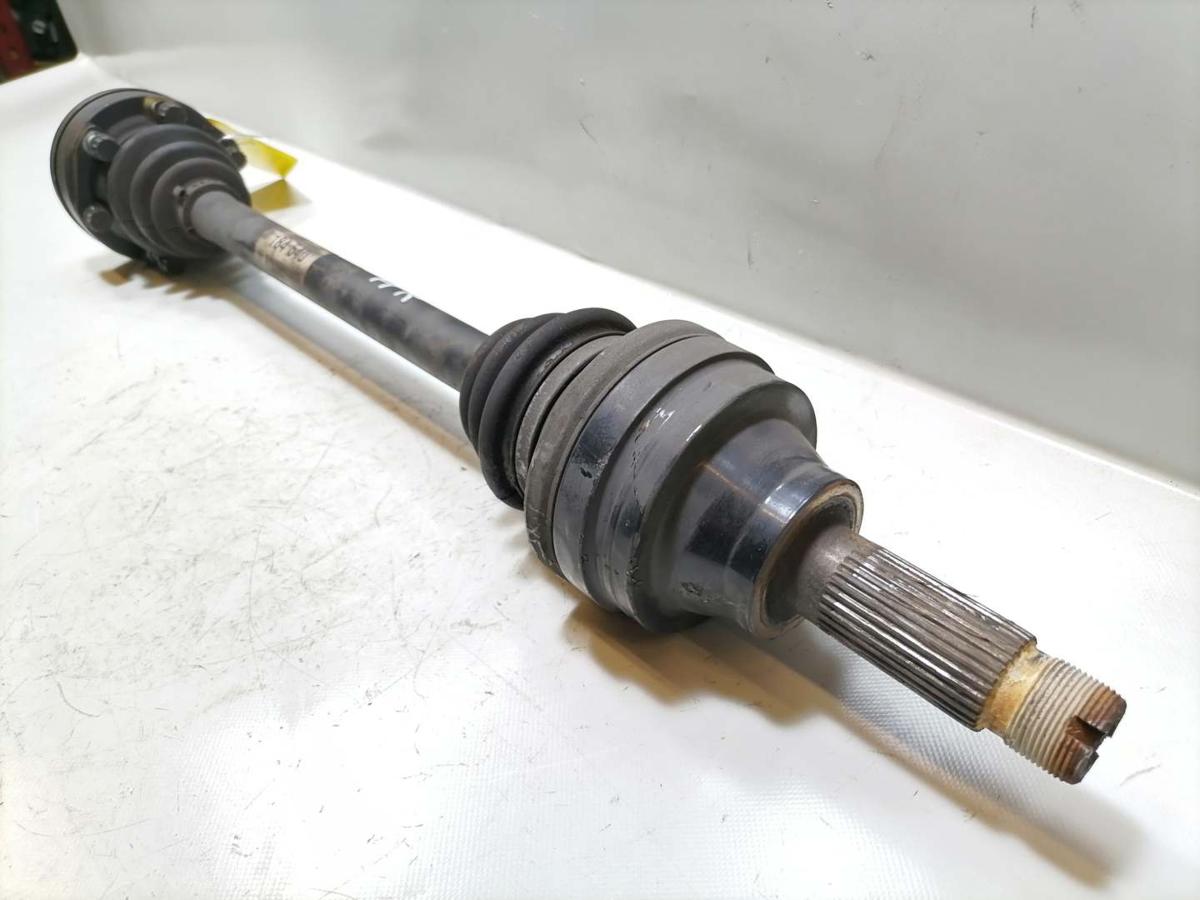 Maserati Spyder original Antriebswelle Gelenkwelle hinten 4,2 287KW Bj.2003